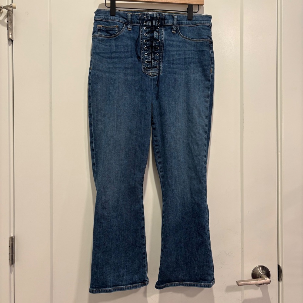 Hudson Lace Up Front High Rise Flare Jeans Medium Wash Blue Denim Size 33
